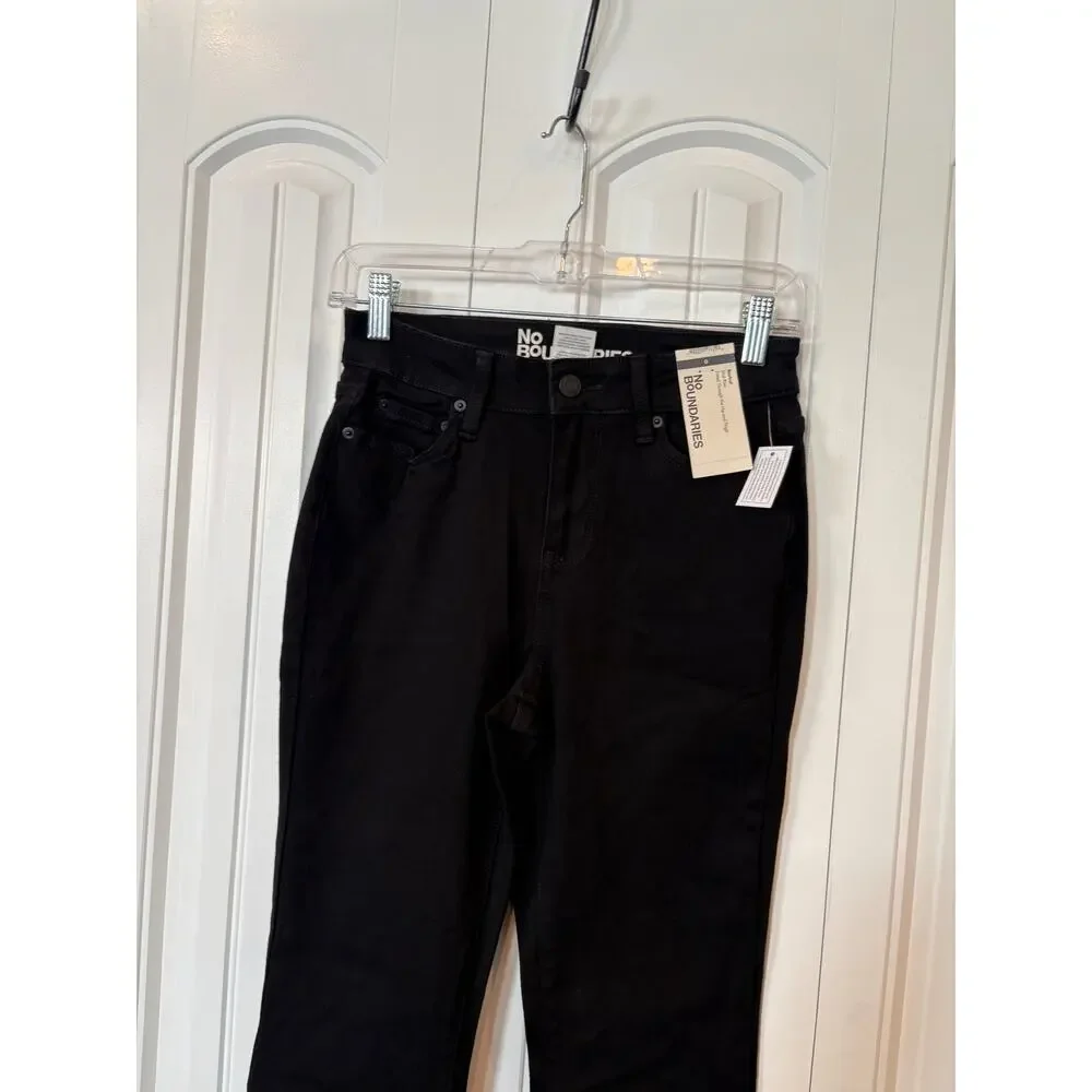 No Boundaries‎ Mid Rise Bootcut Black Jeans Size 0